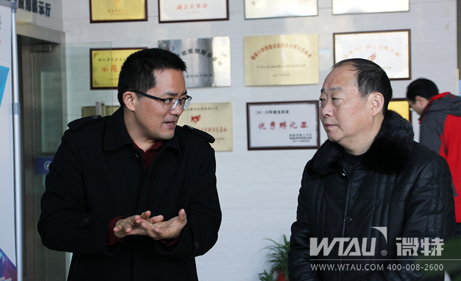 宜昌市質(zhì)監(jiān)局黨組書記、局長黃傳喜到微特調(diào)研指導工作