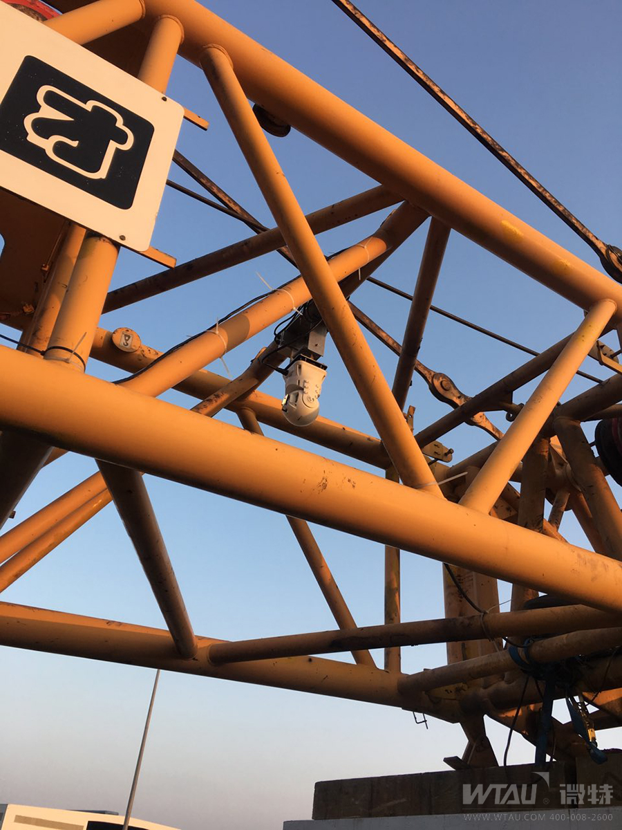 吊點區(qū)域球機(jī)