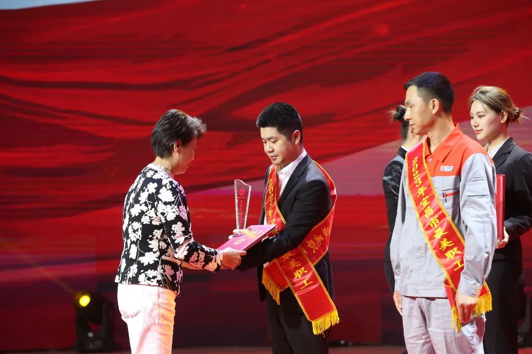 宜昌市&ldquo;最美職工&rdquo;瞿朋：挑戰(zhàn)不可能