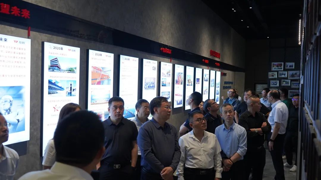 微特牽頭起草的行業(yè)標(biāo)準(zhǔn)初稿討論會(huì)圓滿結(jié)束 6.jpg