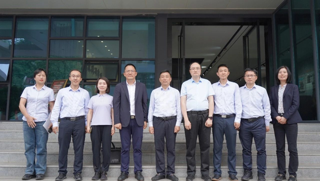 長(zhǎng)江電力副總經(jīng)理、總工冉毅川蒞臨微特調(diào)研